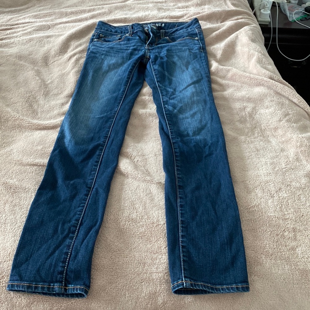 Size 2 long great condition American Eagle jeans